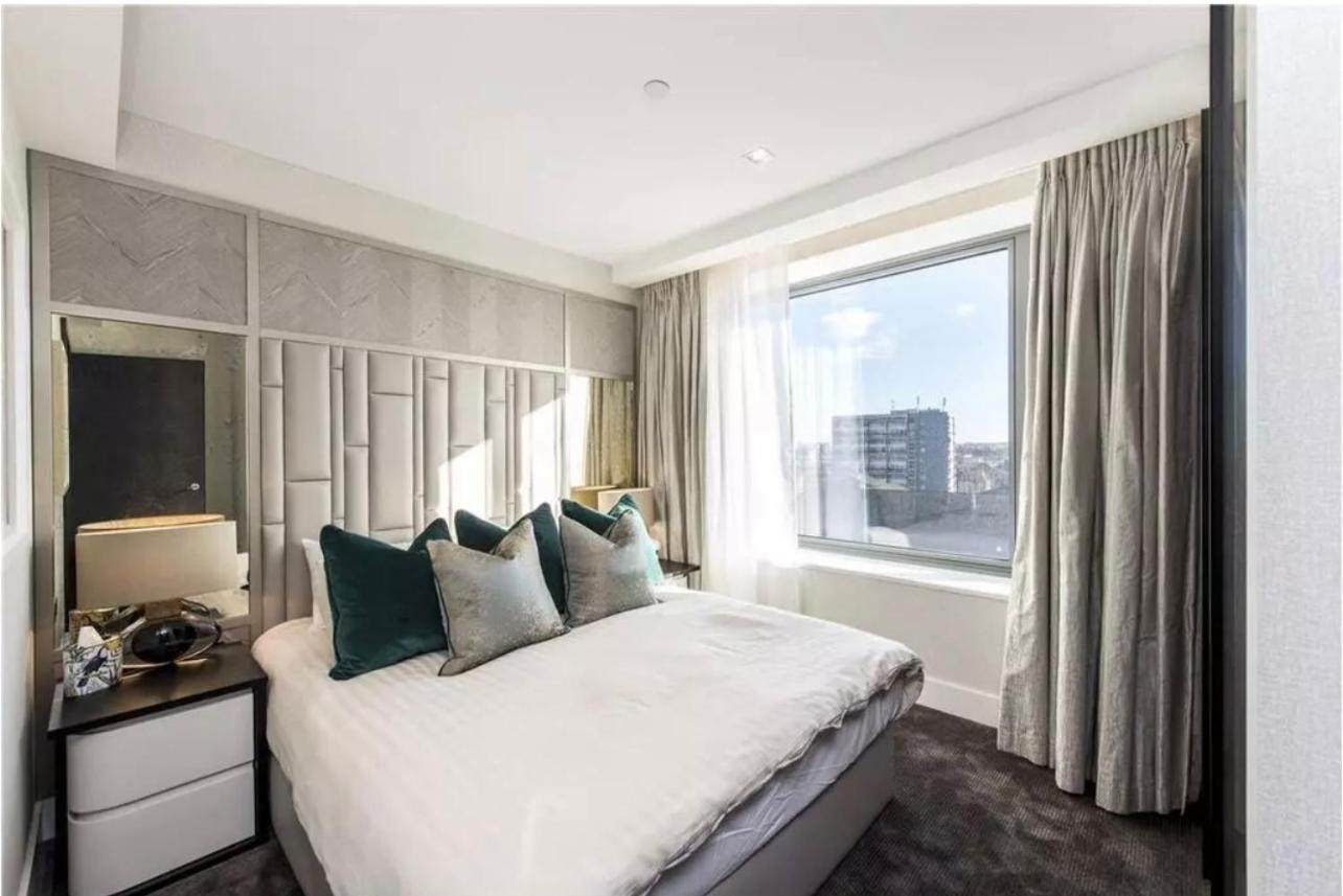 Luxury Apartment Riverside Londra Esterno foto